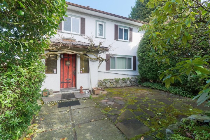 Photo 9 at 4557 W 4th Avenue, Point Grey, Vancouver West