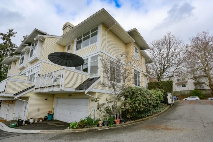 Photo 1 at 4 - 3572 Se Marine Drive, Champlain Heights, Vancouver East