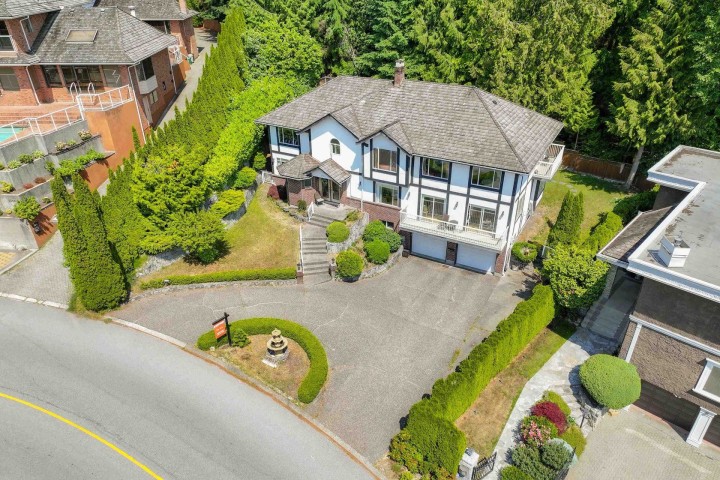 Photo 36 at 2362 Westhill Drive, Westhill, West Vancouver