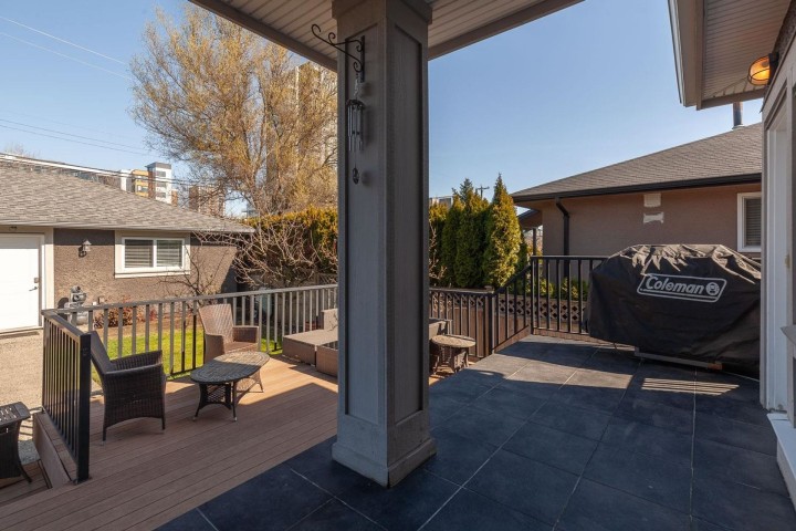 Photo 35 at 585 W 60th Avenue, Marpole, Vancouver West