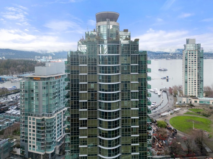 Photo 6 at 1006 - 588 Broughton Street, Coal Harbour, Vancouver West