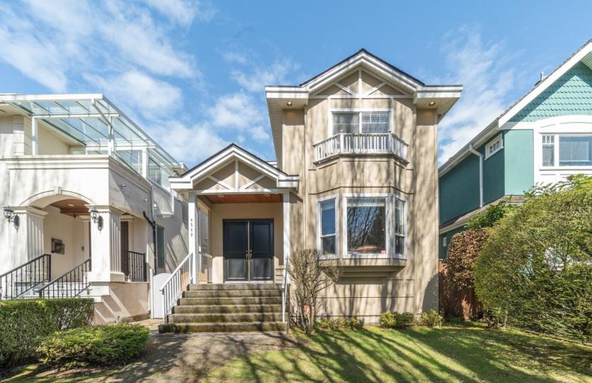 4589 W 9th Avenue, Point Grey, Vancouver West 