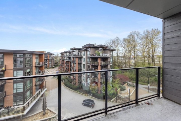 Photo 13 at 412 - 725 Marine Drive, Harbourside, North Vancouver