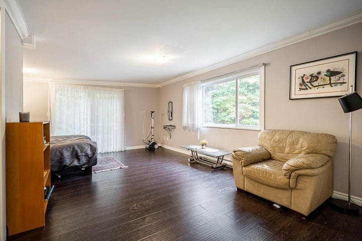 Photo 16 at 76 Bonnymuir Drive, Glenmore, West Vancouver