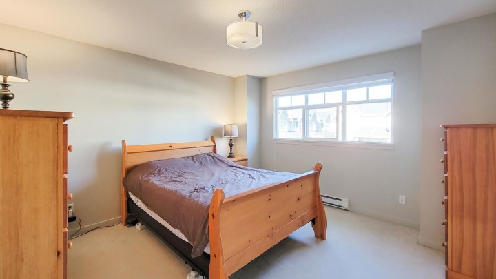 Photo 14 at 3278 Clermont Mews, Champlain Heights, Vancouver East