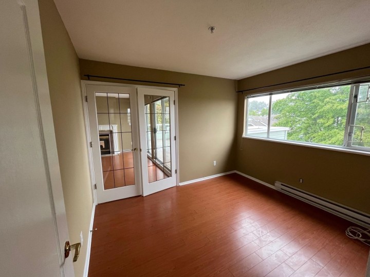 Photo 6 at 402 - 7580 Columbia Street, Marpole, Vancouver West