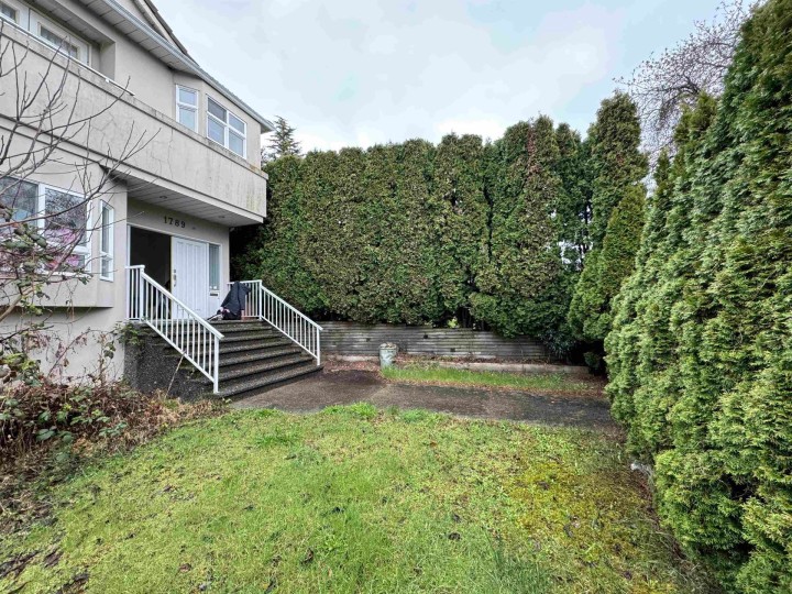 Photo 2 at 1789 E 63rd Avenue, Fraserview VE, Vancouver East
