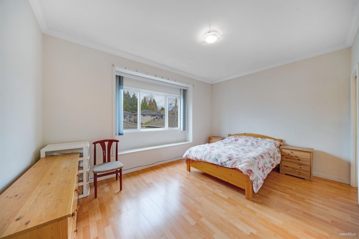 Photo 11 at 1311 E 60th Avenue, South Vancouver, Vancouver East
