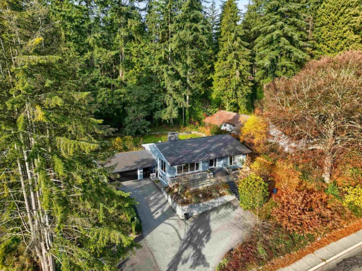 Photo 2 at 385 Stevens Drive, British Properties, West Vancouver