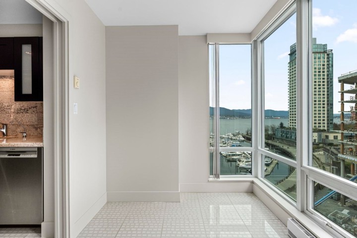 Photo 11 at 802 - 499 Broughton Street, Coal Harbour, Vancouver West