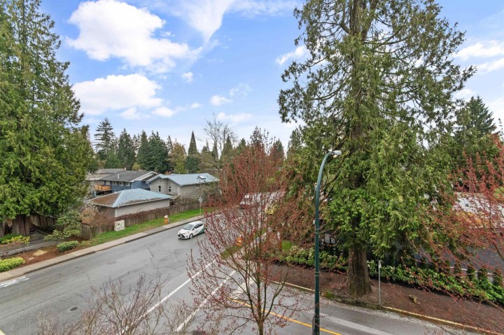 Photo 30 at 305 - 2665 Mountain Highway, Lynn Valley, North Vancouver