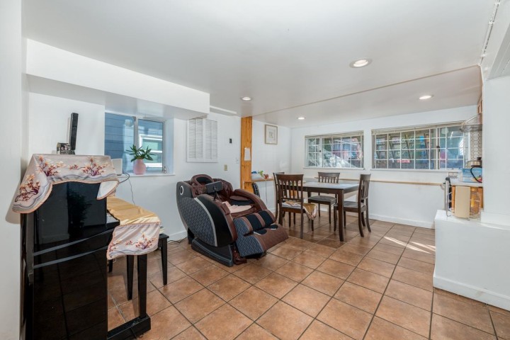 Photo 18 at 3830 W 16th Avenue, Dunbar, Vancouver West
