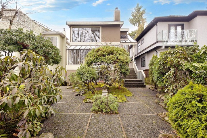 Photo 1 at 4027 W 32nd Avenue, Dunbar, Vancouver West