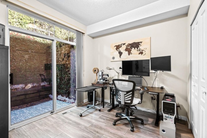 Photo 15 at 3 - 3582 Whitney Place, Champlain Heights, Vancouver East