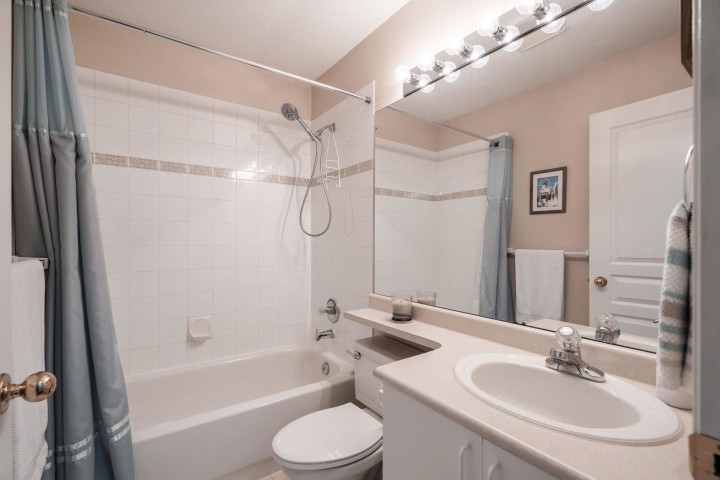 Photo 18 at 3 - 3582 Whitney Place, Champlain Heights, Vancouver East