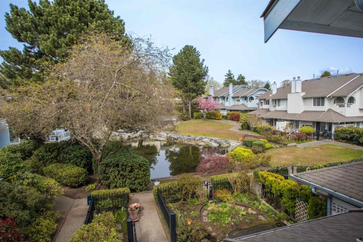 Photo 2 at 250 Waterleigh Drive, Marpole, Vancouver West