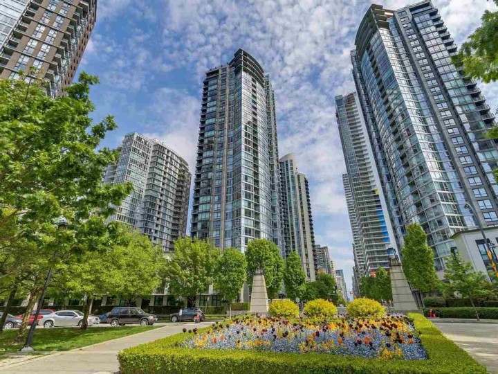 Photo 1 at 803 - 1495 Richards Street, Yaletown, Vancouver West
