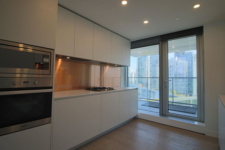Photo 5 at 1707 - 1480 Howe Street, Yaletown, Vancouver West