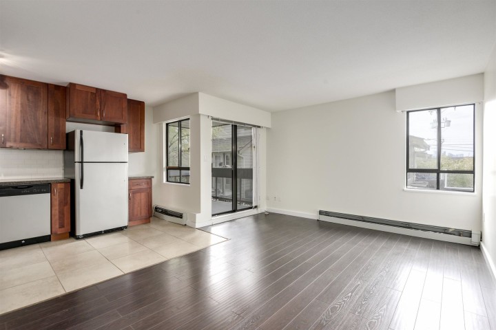 Photo 8 at 104 - 215 N Templeton Drive, Hastings, Vancouver East