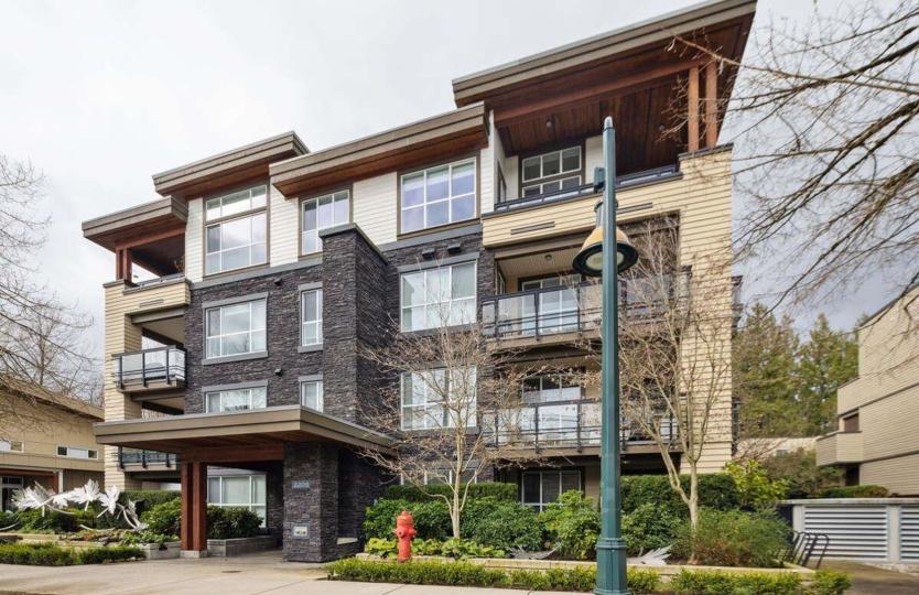 113 - 3205 Mountain Highway, Lynn Valley, North Vancouver 