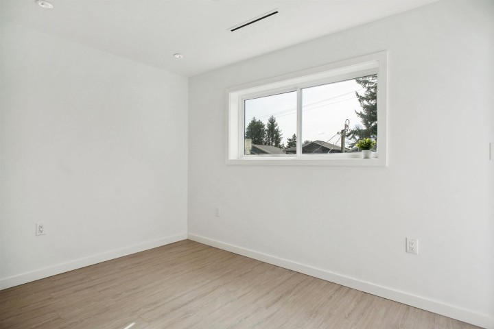 Photo 12 at 3025 Kings Avenue, Collingwood VE, Vancouver East