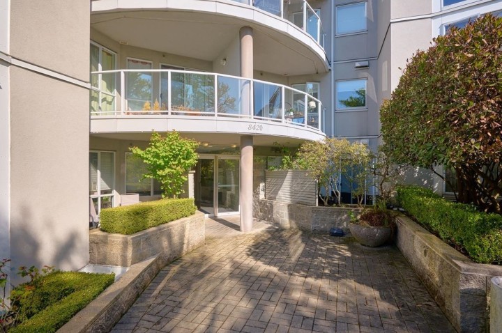 Photo 5 at 201 - 8420 Jellicoe Street, South Marine, Vancouver East