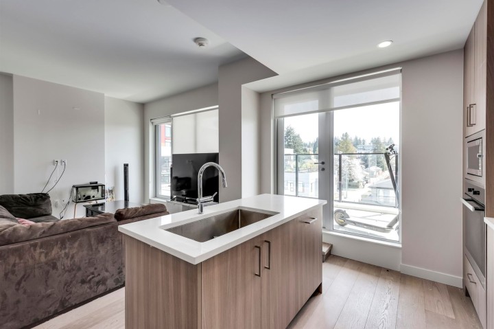 Photo 6 at 508 - 528 W King Edward Avenue, Cambie, Vancouver West
