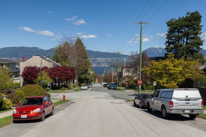 Photo 28 at 1629 Larch Street, Kitsilano, Vancouver West