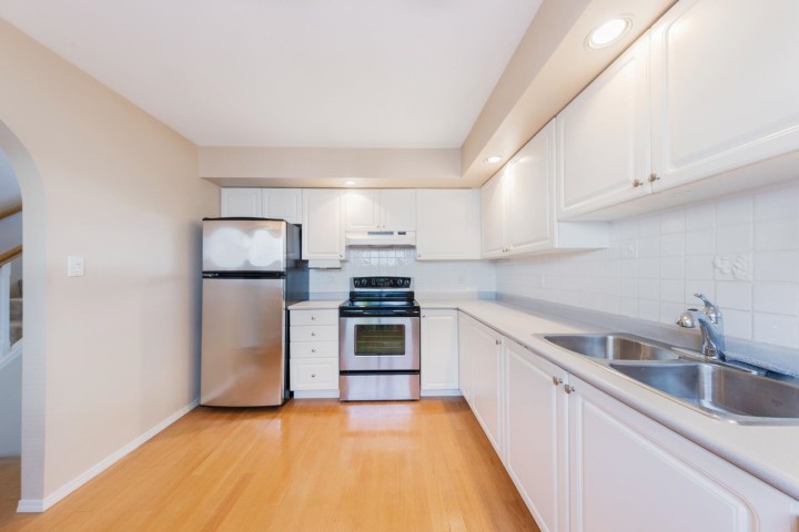 Photo 12 at 107 - 222 W 4th Street, Lower Lonsdale, North Vancouver