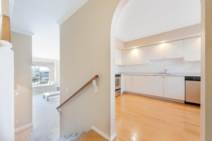 Photo 13 at 107 - 222 W 4th Street, Lower Lonsdale, North Vancouver