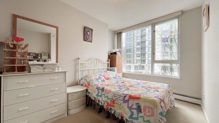 Photo 14 at 603 - 1201 Marinaside Crescent, Yaletown, Vancouver West