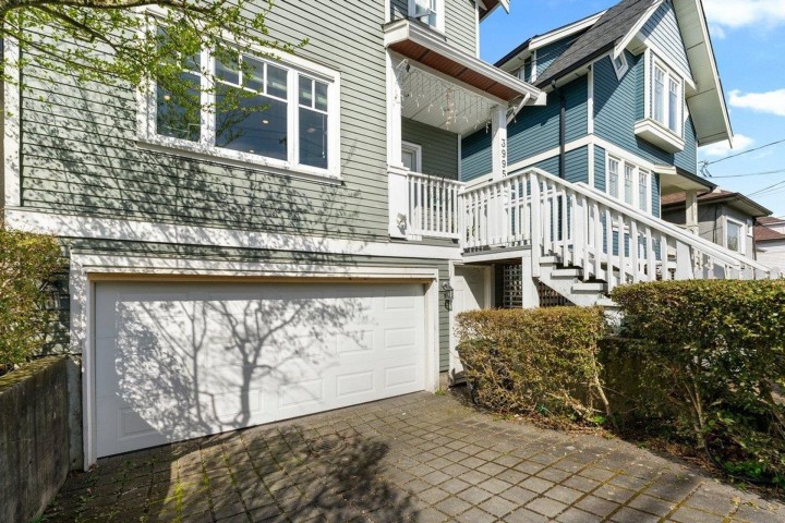 Photo 2 at 3995 Welwyn Street, Victoria VE, Vancouver East