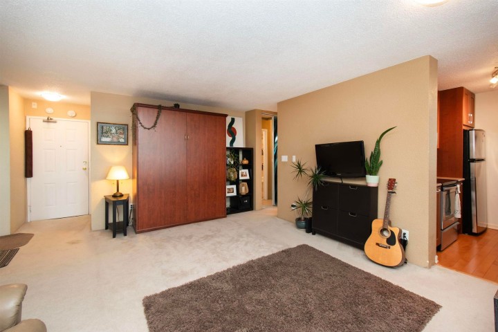 Photo 9 at 1003 - 555 13th Street, Ambleside, West Vancouver