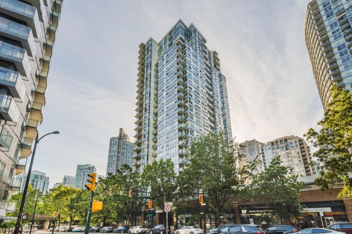 Photo 34 at 1009 - 939 Expo Boulevard, Yaletown, Vancouver West