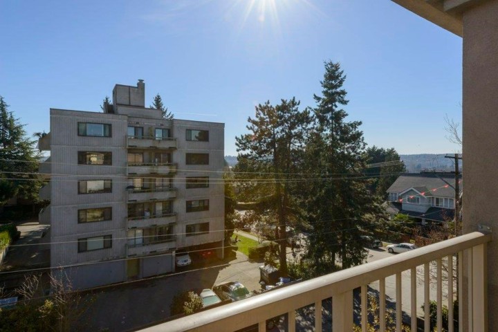 Photo 17 at 401 - 2490 W 2nd Avenue, Kitsilano, Vancouver West