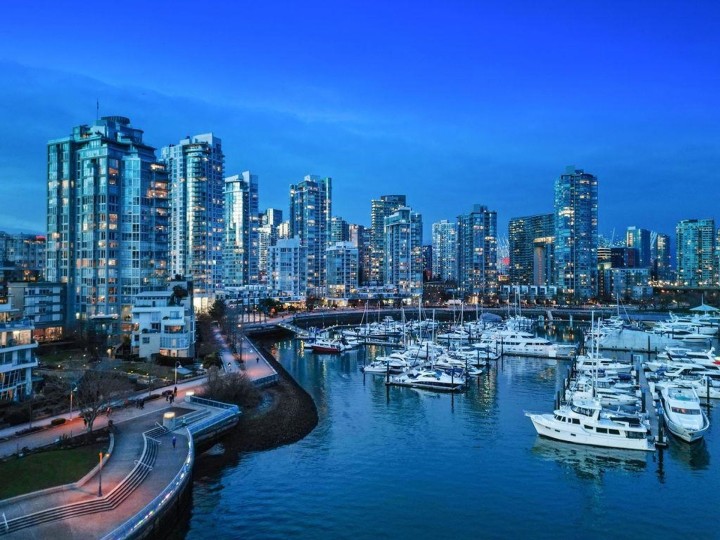 Photo 37 at 1003 - 1228 Marinaside Crescent, Yaletown, Vancouver West