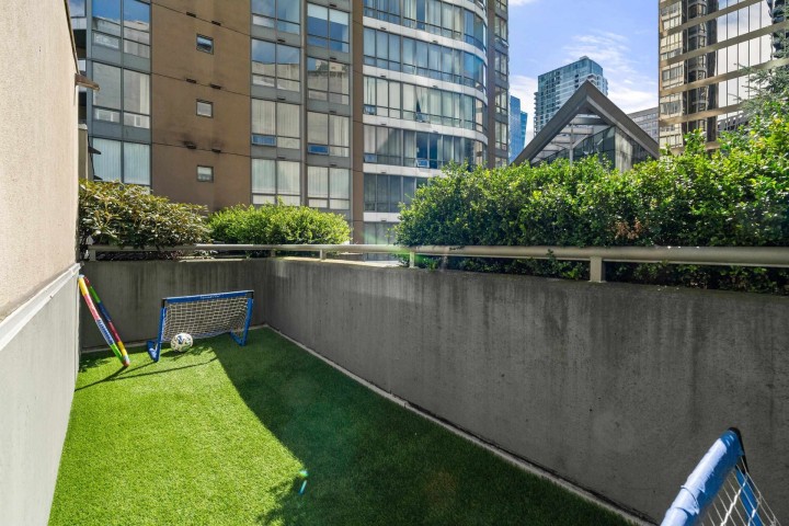 Photo 26 at 207 - 1166 Melville Street, Coal Harbour, Vancouver West