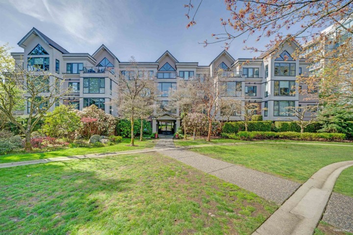 Photo 1 at 302 - 175 10th Street, Central Lonsdale, North Vancouver