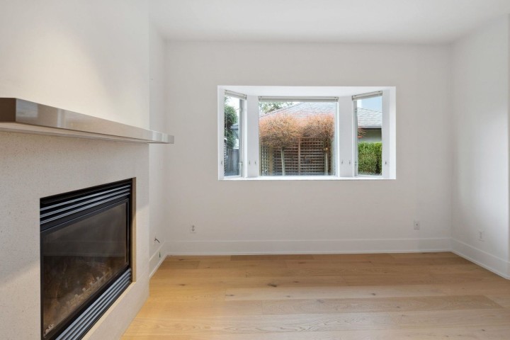 Photo 12 at 3311 W 2nd Avenue, Kitsilano, Vancouver West
