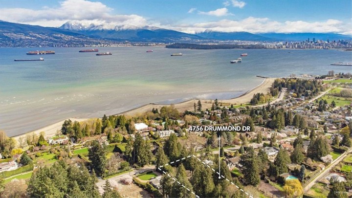 Photo 1 at 4756 Drummond Drive, Point Grey, Vancouver West