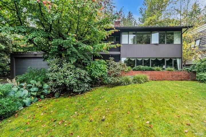 Photo 9 at 4756 Drummond Drive, Point Grey, Vancouver West