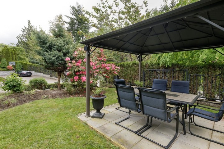Photo 26 at 1080 Eyremount Drive, British Properties, West Vancouver