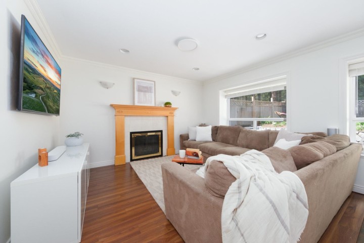 Photo 8 at 1566 Burrill Avenue, Lynn Valley, North Vancouver