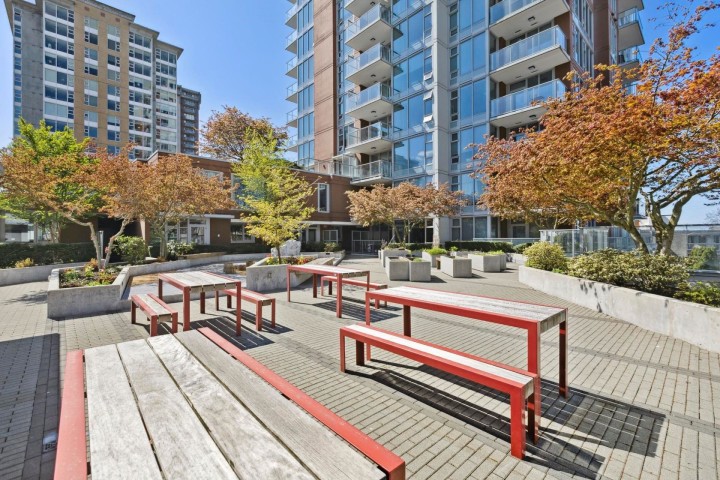 Photo 26 at 208 - 150 W 15th Street, Central Lonsdale, North Vancouver