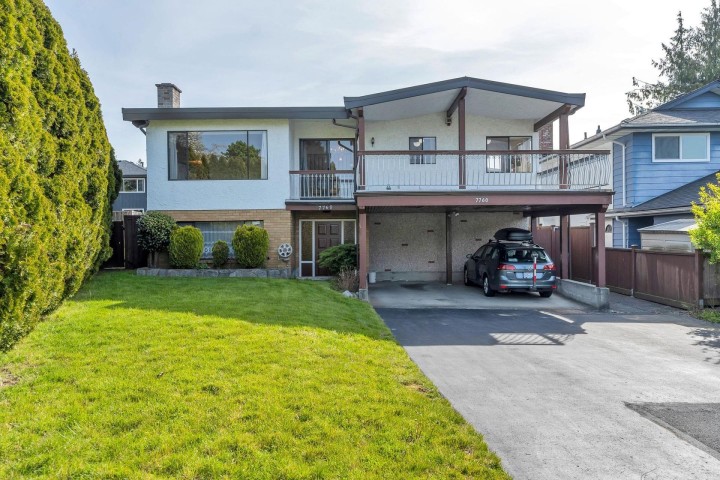 Photo 1 at 7760 Kinross Street, Champlain Heights, Vancouver East