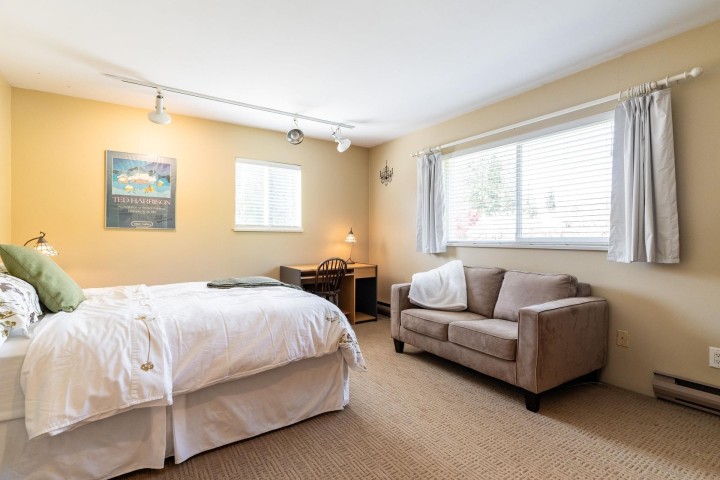 Photo 24 at 1709 Torquay Avenue, Westlynn Terrace, North Vancouver
