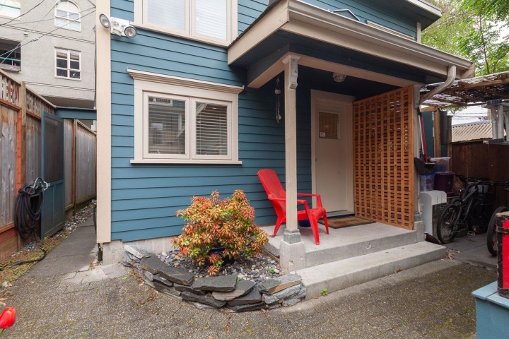 Photo 24 at 2 - 709 Keefer Street, Strathcona, Vancouver East