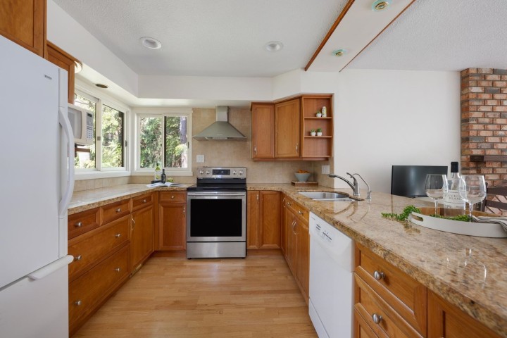 Photo 17 at 5569 Cortez Road, Canyon Heights NV, North Vancouver