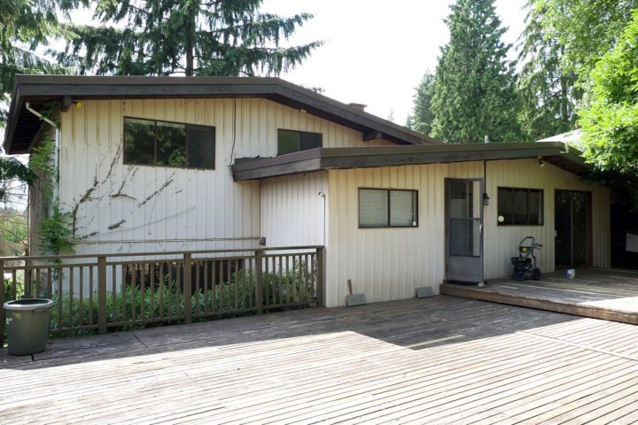 Photo 1 at 2912 Eddystone Crescent, Windsor Park NV, North Vancouver